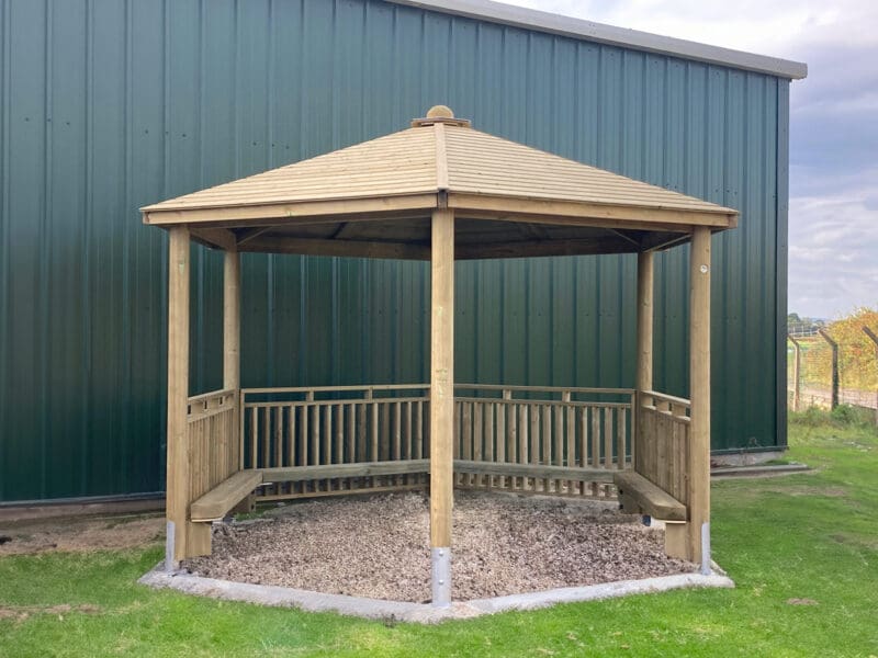 Hexagonal-Shelter-with-Infills