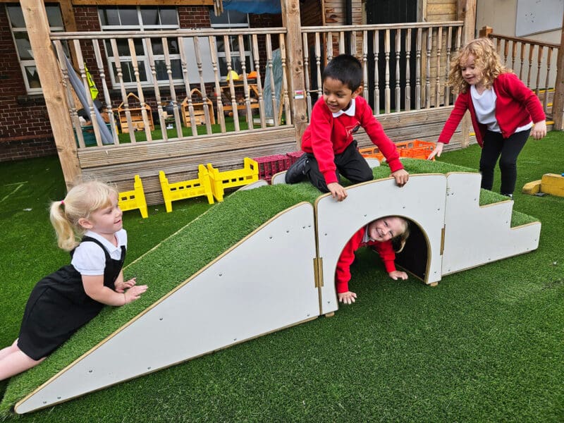 Up-and-Under-Blocks-Ramp-and-Stair