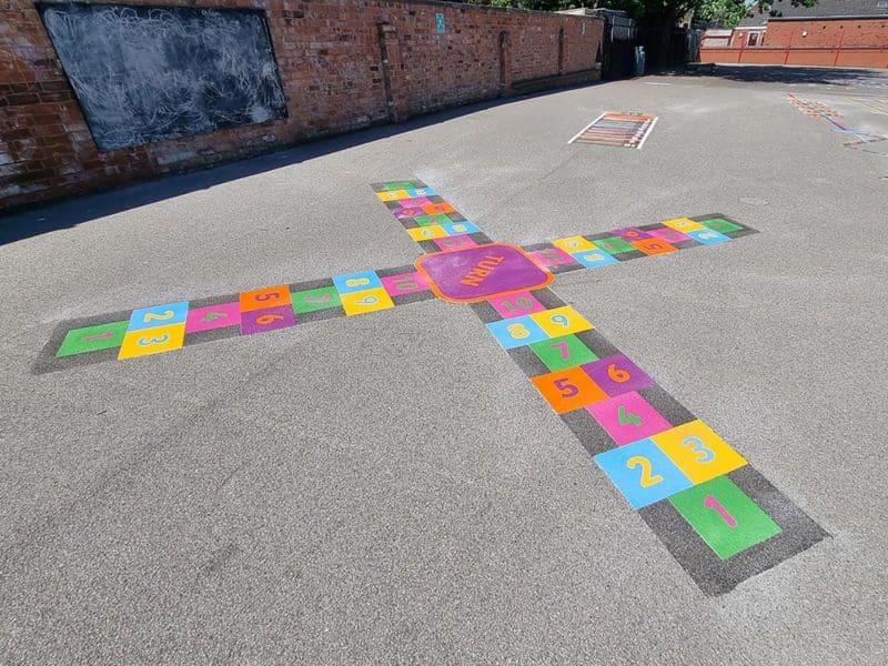 Castledyke-Primary-School-4-Way-Hopscotch-Playground-Marking