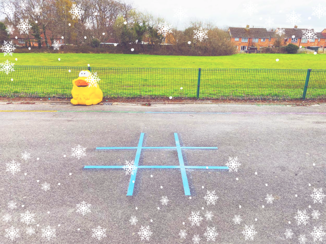 Christmas-Noughts-and-Crosses-Playground-Marking
