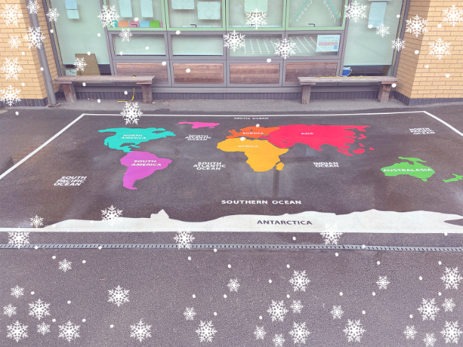 Christmas-World-Map-Playground-Marking