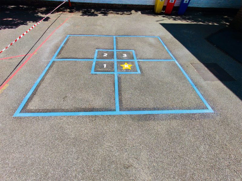 Eastwick-Infant-School-King-Square-Playground-Marking