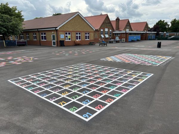 Knebworth-Primary-&-Nursery-School-Outline-Number-Grid-Playground-Markings