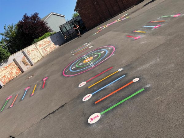 Mansfield-Primary-Academy-4-Way-Outline-Target