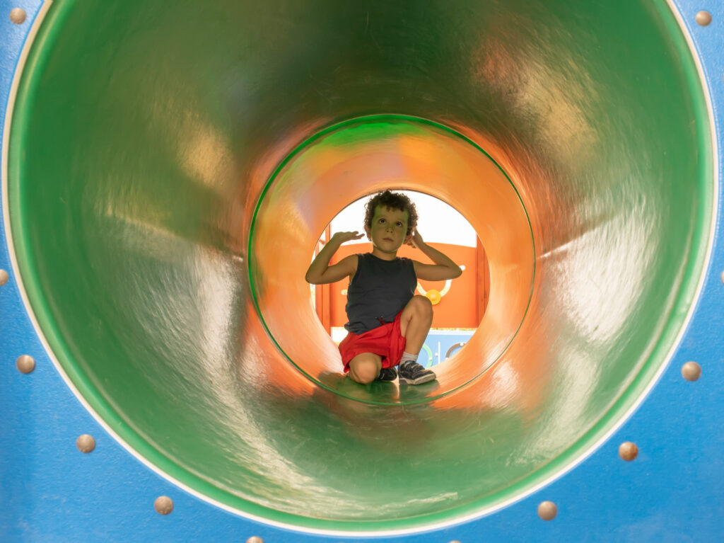 toddler-entrance-tube-playground-game